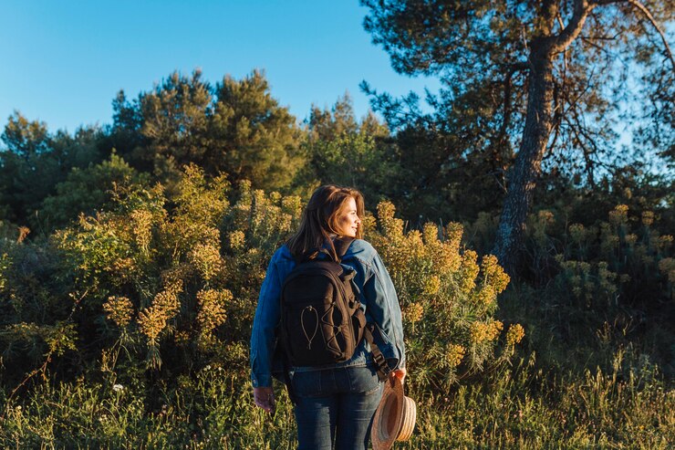 Ragazza nel bosco